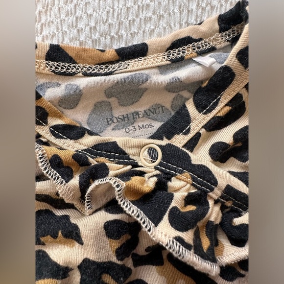 Posh Peanut Lana Leopard Ruffle Set - Picture 5 of 8